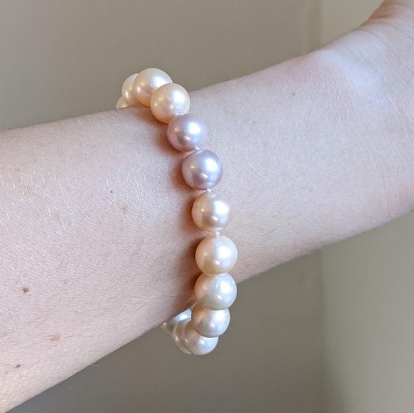 Ombre Freshwater Pearl Bracelet & Zirconia - Picture 3 of 4